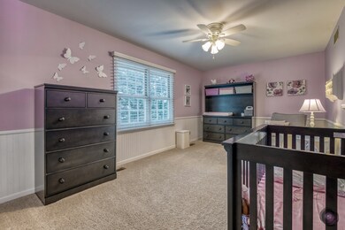 721 Burgess Hill Rd unit 2, Naperville, IL 60565 - photo 4