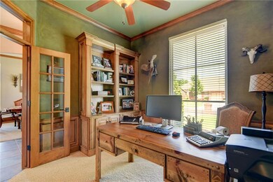 19829 Crest Ridge Dr, Edmond, OK 73012 - photo 7