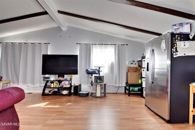 45446 7th St E unit 21, Lancaster, CA 93535 - photo 7