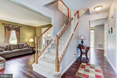 17613 Overlook Rd, Dumfries, VA 22026 - photo 3