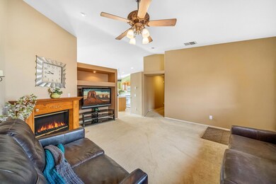 LQ-82195 calico ave (25 of 68)