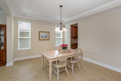 006_Dining Room