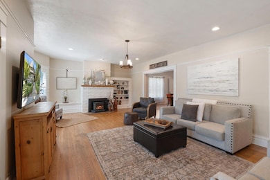 431 W Elm St, Lodi, CA 95240 - photo 4