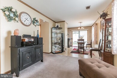 933 Andrews Ave, Darby, PA 19023 - photo 6