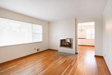 1730 Birchcrest Rd-10