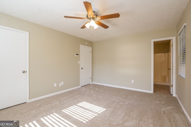 3790 Creekview Cir, Atlanta, GA 30349 - photo 7