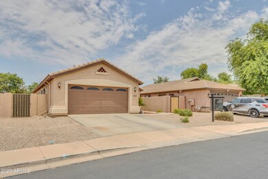 10102 E Obispo Ave-3