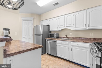 308 Gatehouse Ln unit 308D, Odenton, MD 21113 - photo 4