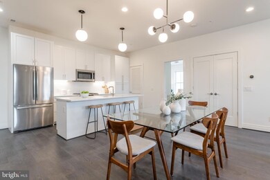 770 Park Rd NW unit 303, Washington, DC 20010 - photo 4