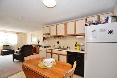 428 Great Rd unit 1, Acton, MA 01720 - photo 5