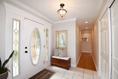 413 Meadowrue Ln, Batavia, IL 60510 - photo 4