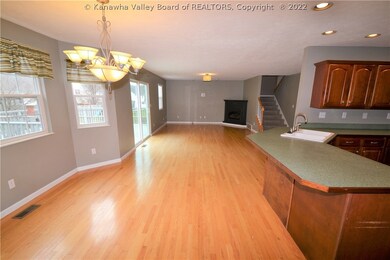 242 Frazier Way, Scott Depot, WV 25560 - photo 5