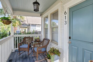 613 Aurora St, Houston, TX 77008 - photo 2