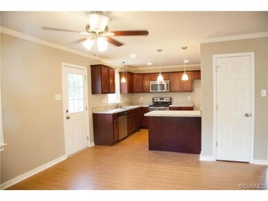 Kitchen, all new cabinets and counters, stainless 