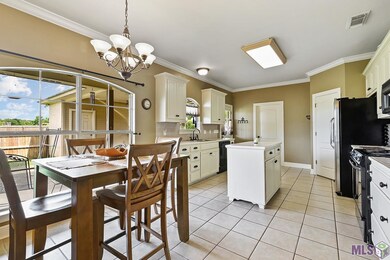 6406 Woodside Dr, Zachary, LA 70791 - photo 7