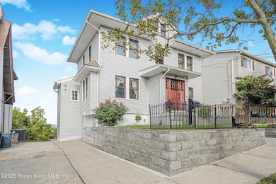 11 Bayview Place, Staten Island, NY 10304 - photo 3