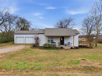 1417 E Oak St, Cushing, OK 74023 - photo 2