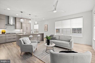 11248 Faraday Park Dr, Reston, VA 20190 - photo 2