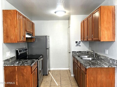 Kitchen 1