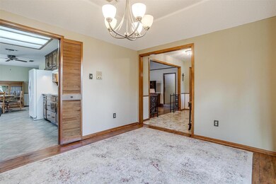 6501 Chilton Dr, North Richland Hills, TX 76182 - photo 4