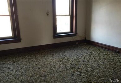 unlisted-address, Allentown, PA 18102 - photo 7