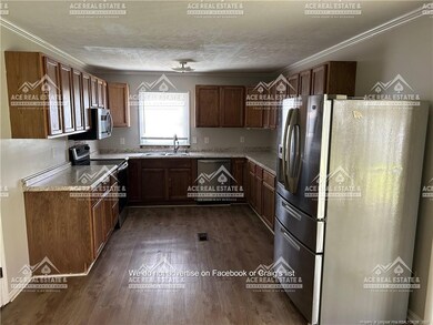 256 Buckhead Rd, Fayetteville, NC 28303 - photo 4