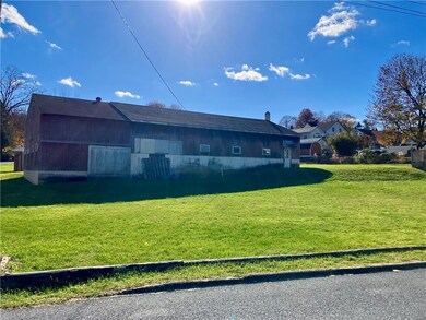 3328 Franklin St, Slatington, PA 18080 - photo 3