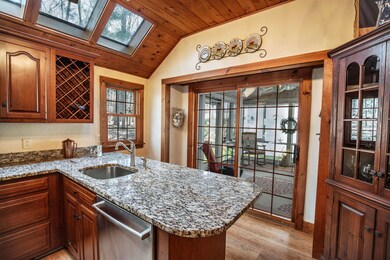 405 Deerpath Ln, Pembroke, NH 03275 - photo 6