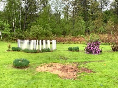 37 Mechanic St, Lancaster, NH 03584 - photo 4