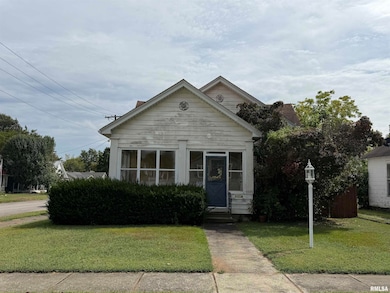 1020 Girard St, Metropolis, IL 62960 - photo 2