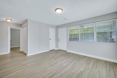 1910 Able St, Charleston, SC 29407 - photo 4