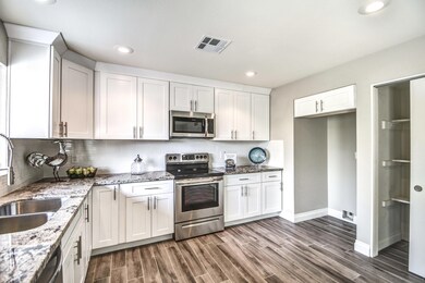 KITCHEN 5