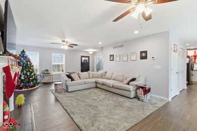 203 Crestwood Ave, Crawfordsville, IN 47933 - photo 6