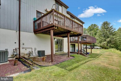 2 Heather Ct, Reading, PA 19606 - photo 2