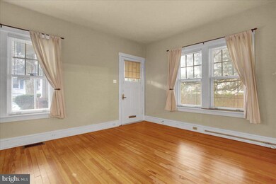 1239 Girard Ave, Reading, PA 19610 - photo 6