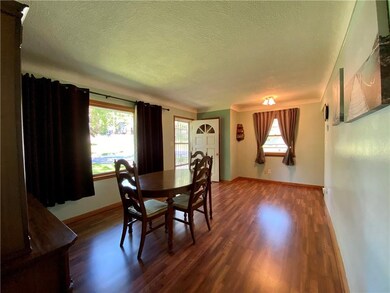 2303 SE 8th Ct, Des Moines, IA 50315 - photo 3