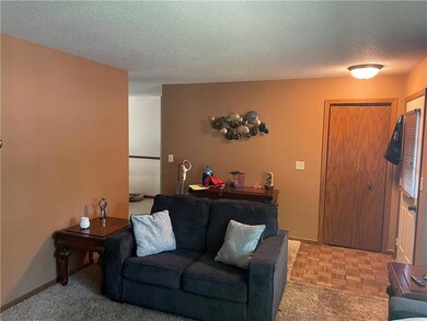 3411 Eddy Ln, Eau Claire, WI 54703 - photo 7