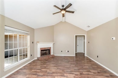 1900 Woodstone Ct E, Semmes, AL 36575 - photo 4