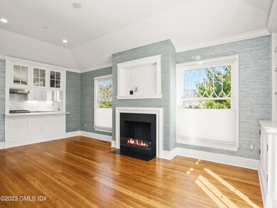 165 Shore Rd unit A, Old Greenwich, CT 06870 - photo 4