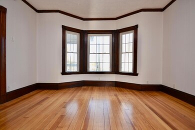 Living Room 4