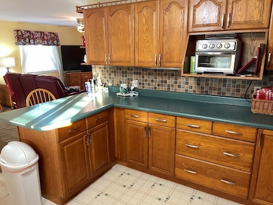 439 Jerry St, Gallipolis, OH 45631 - photo 4