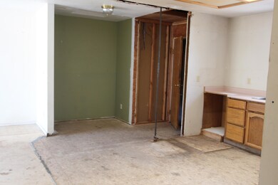 eating area 006