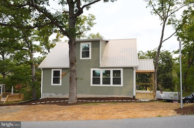 15 Hilltop St, Berkeley Springs, WV 25411 - photo 2