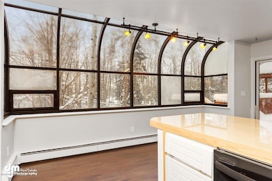12-Kitchen_SOPH2925