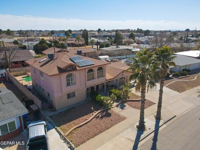 10224 Singapore Ave, El Paso, TX 79925 - photo 3