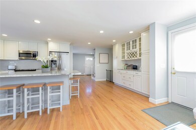 214 New Meadow Rd, Barrington, RI 02806 - photo 4