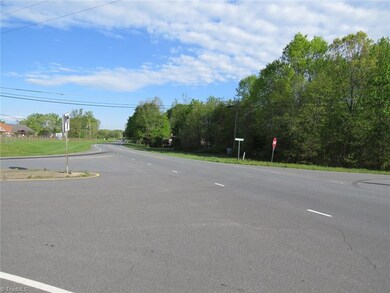 003 Wilson Farm Rd, Statesville, NC 28625 - photo 5