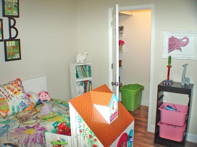 9816 N 24th Place, Phoenix, AZ 85028 - photo 5