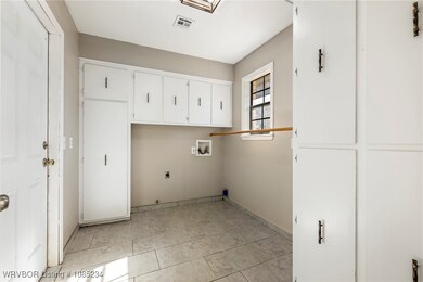 1408 W Callahan Dr, Rogers, AR 72758 - photo 7