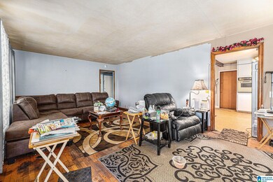 313 25th Ave NE, Center Point, AL 35215 - photo 4